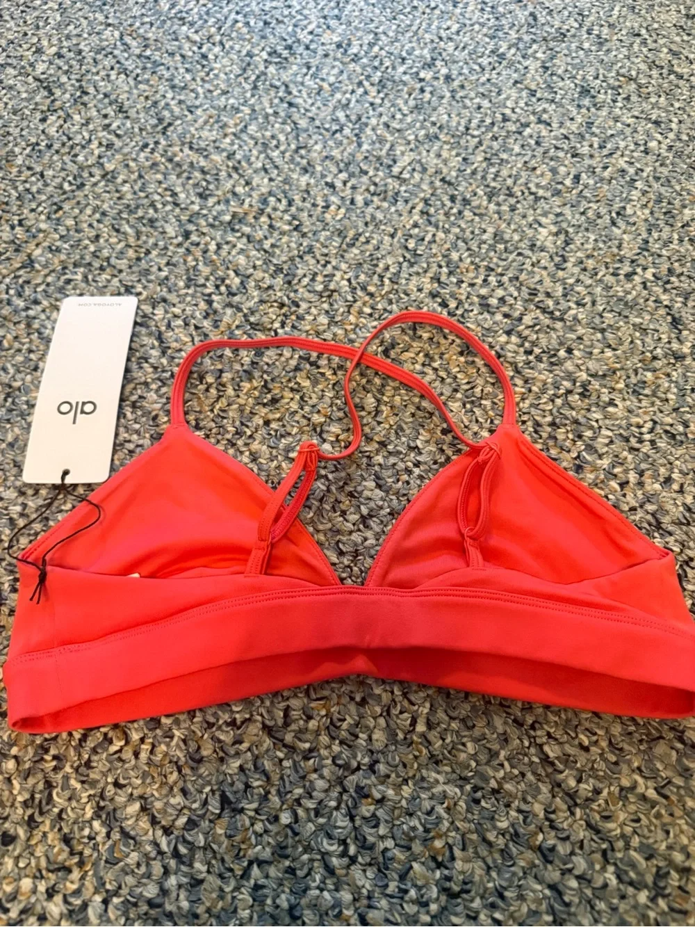 NWT ALO YOGA Candy Red Set: Match Point Tennis Skirt and Splendor Bra - Picture 7 of 12